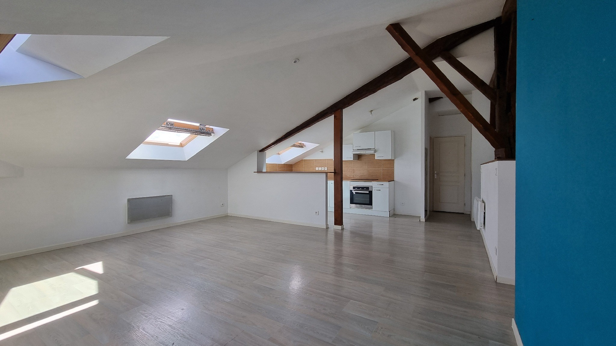 A vendre appartement T3 plein de charme à MEES